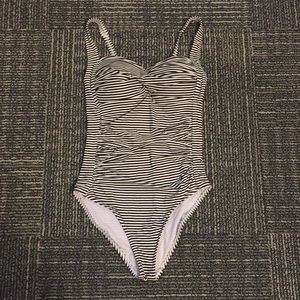 Used Niptuck swim swimsuit